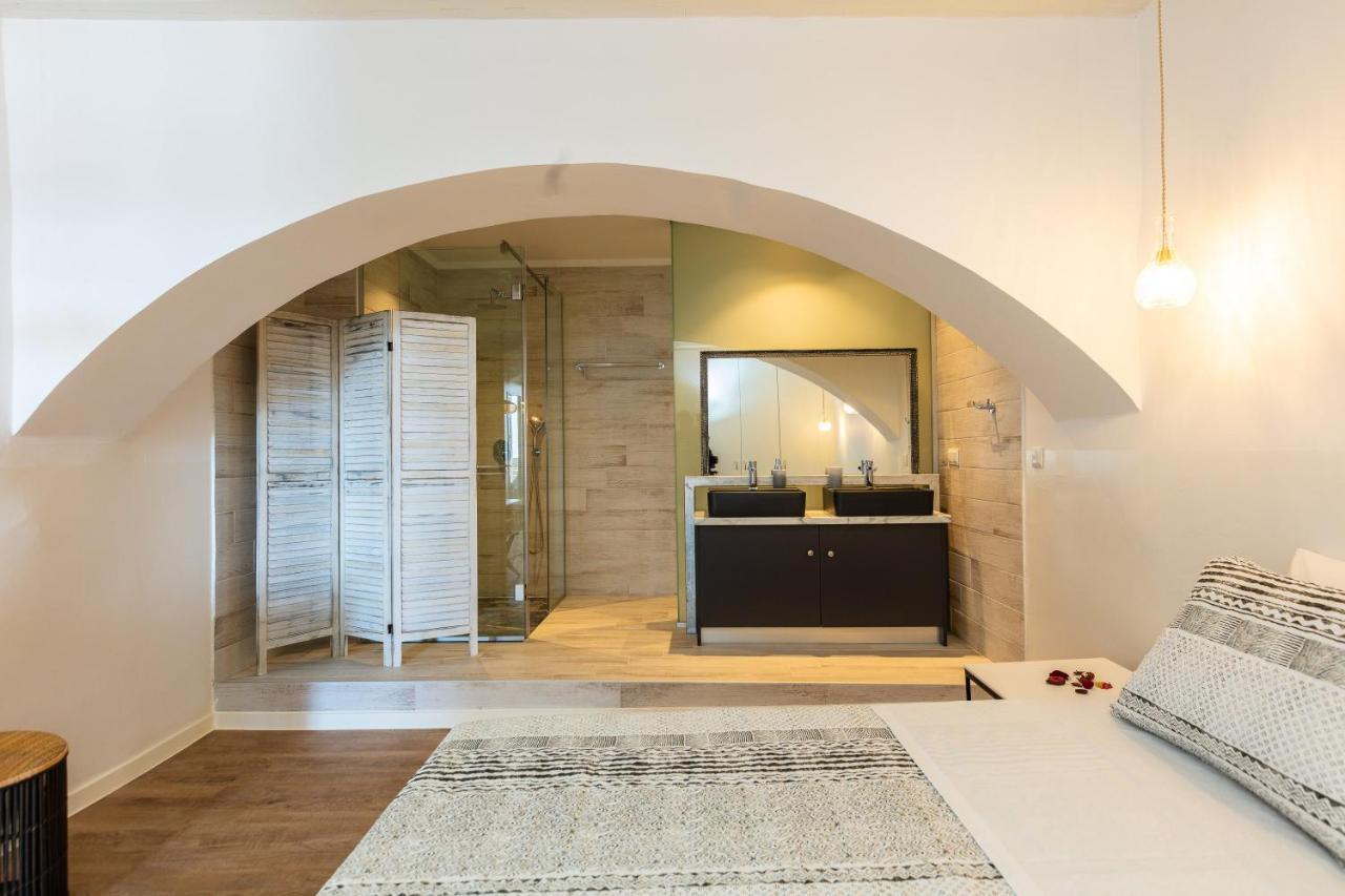 Anne Apartment, At The Venetian Port Of Rethimno! 外观 照片